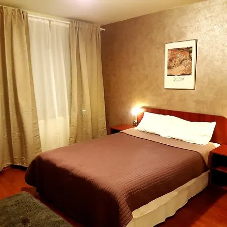 Mic Hotell 3*