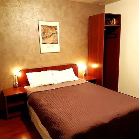 Hotell Mic Bukarest